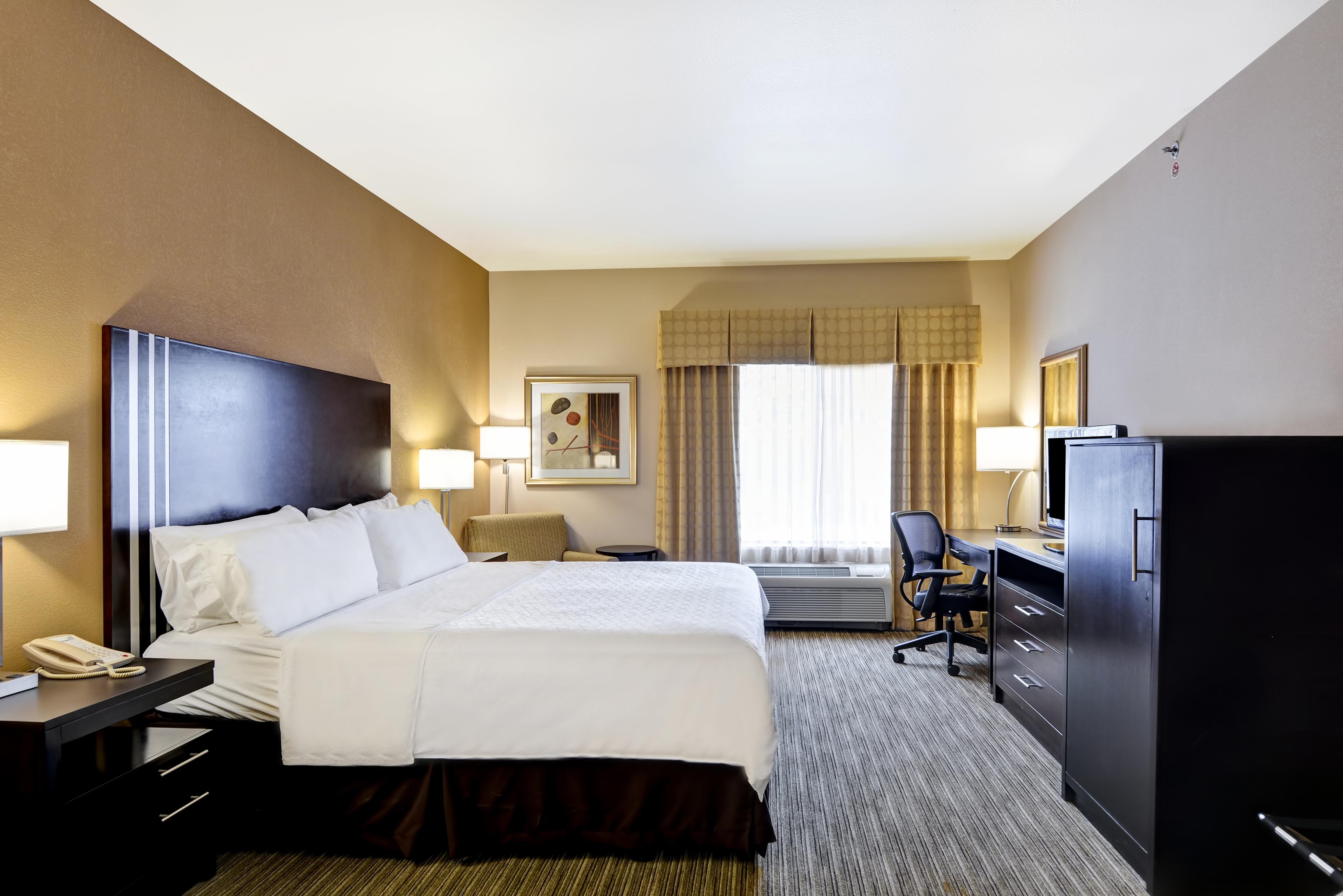 Holiday Inn Express Hotel & Suites Milwaukee-New Berlin By Ihg Exterior foto